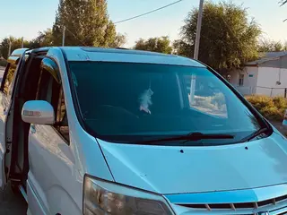 Toyota Alphard, 2005