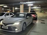 Toyota Camry 2019 годаfor13 700 000 тг. в Астана – фото 5