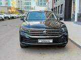 Volkswagen Touareg 2025 года за 37 500 000 тг. в Астана