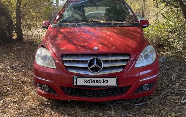 Mercedes-Benz B 180 2010 годаfor1 800 000 тг. в Уральск