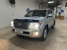 Toyota Land Cruiser, 2012