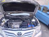 Toyota Camry 2011 года за 7 200 000 тг. в Атырау – фото 5