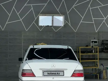 Mercedes-Benz E 200 1992 года за 850 000 тг. в Жанакорган