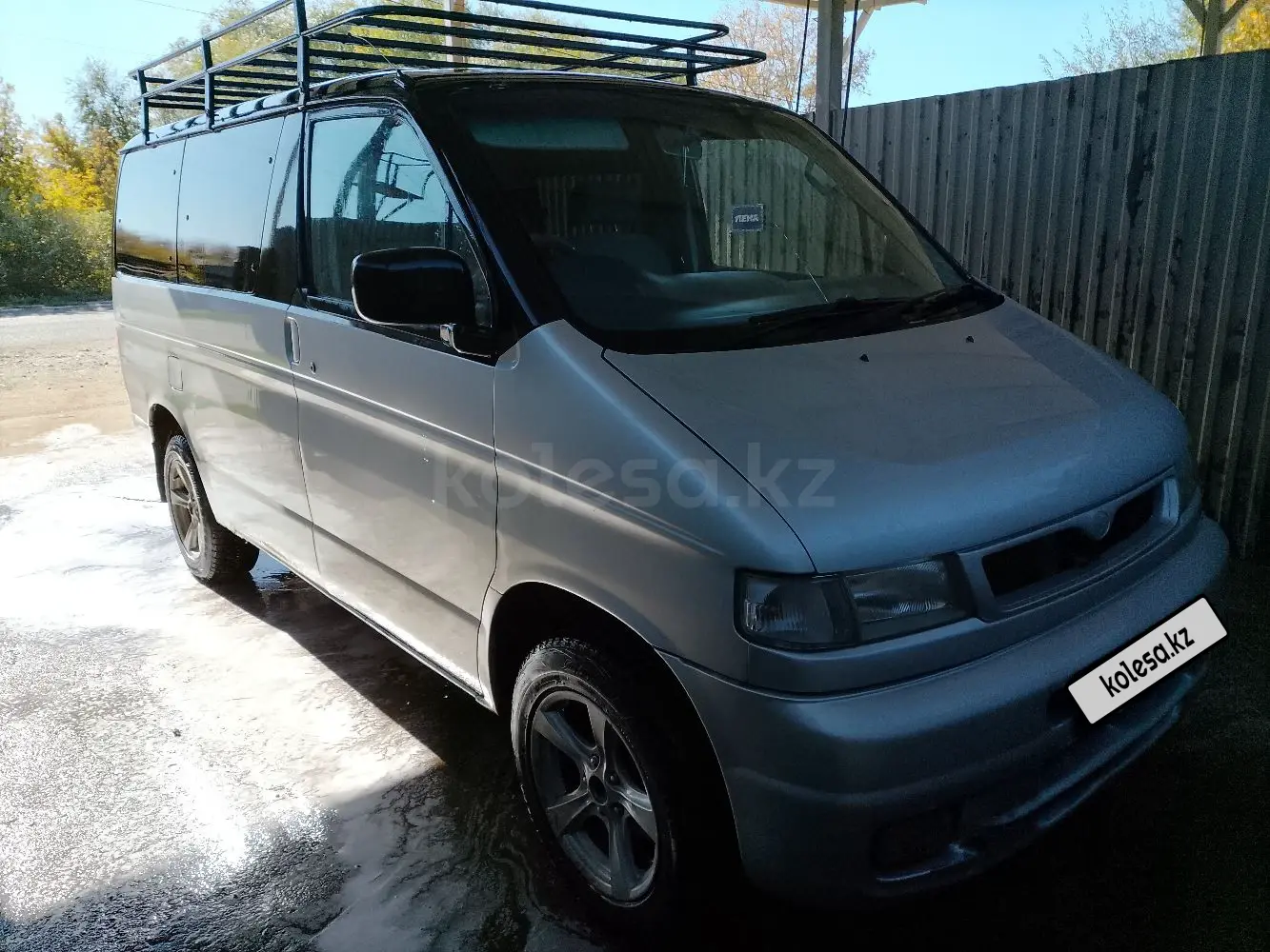 Mazda Bongo Friendee, 1998