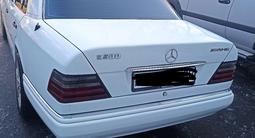 Mercedes-Benz E 230 1992 года за 1 100 000 тг. в Тараз – фото 3