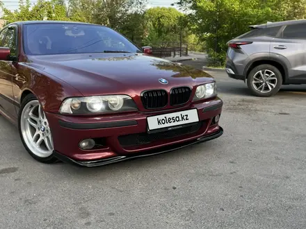 BMW 528 1999 года за 4 100 000 тг. в Алматы – фото 2
