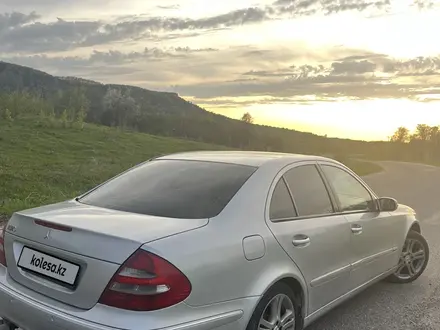 Mercedes-Benz E 320 2002 года за 4 000 000 тг. в Алматы – фото 2