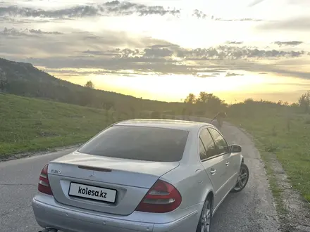 Mercedes-Benz E 320 2002 года за 4 000 000 тг. в Алматы – фото 3