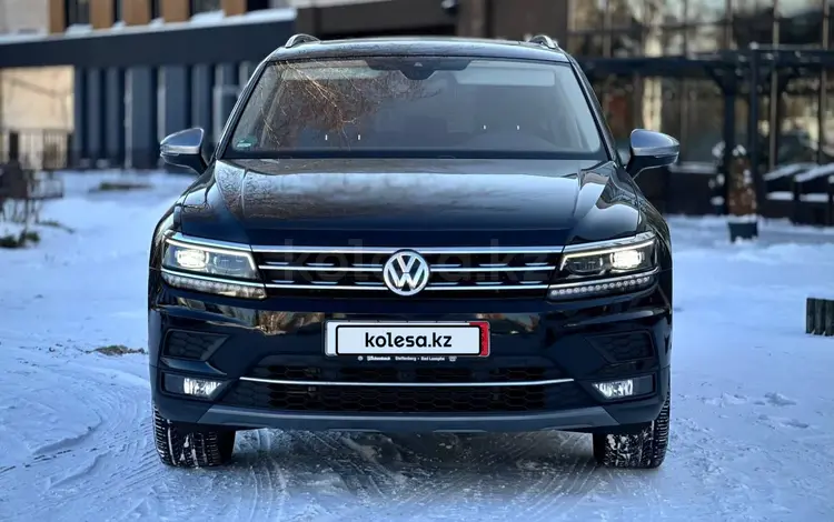 Volkswagen Tiguan 2018 годаfor16 000 000 тг. в Алматы