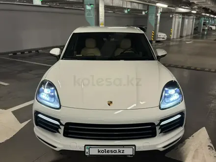 Porsche Cayenne 2018 года за 33 000 000 тг. в Алматы – фото 17