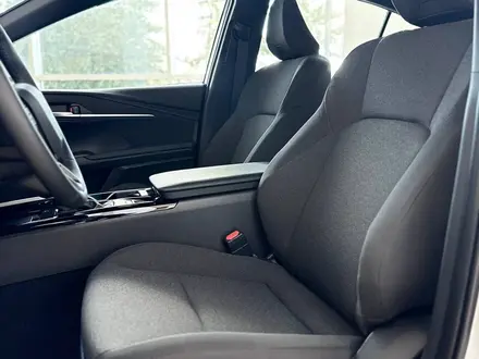 Toyota Camry Elegance 2026 года за 18 690 000 тг. в Караганда – фото 12