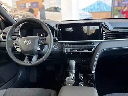 Toyota Camry Elegance 2026 года за 18 690 000 тг. в Караганда – фото 19