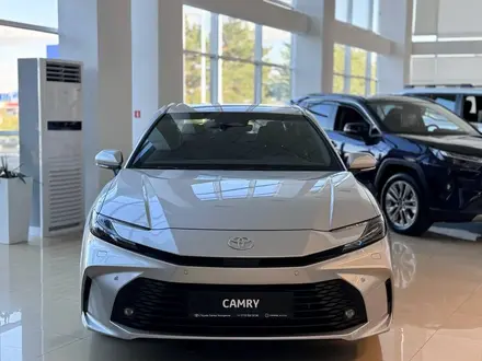 Toyota Camry Elegance 2026 года за 18 690 000 тг. в Караганда – фото 2