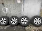 Dunlop Grandtrek Ice 02 с дисками Pajero 4 за 280 000 тг. в Алматы