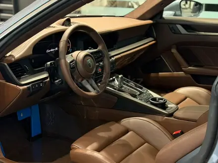 Porsche 911 Turbo S 2026 года за 215 000 000 тг. в Алматы – фото 4
