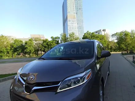 Toyota Sienna 2015 года за 12 500 000 тг. в Алматы – фото 21