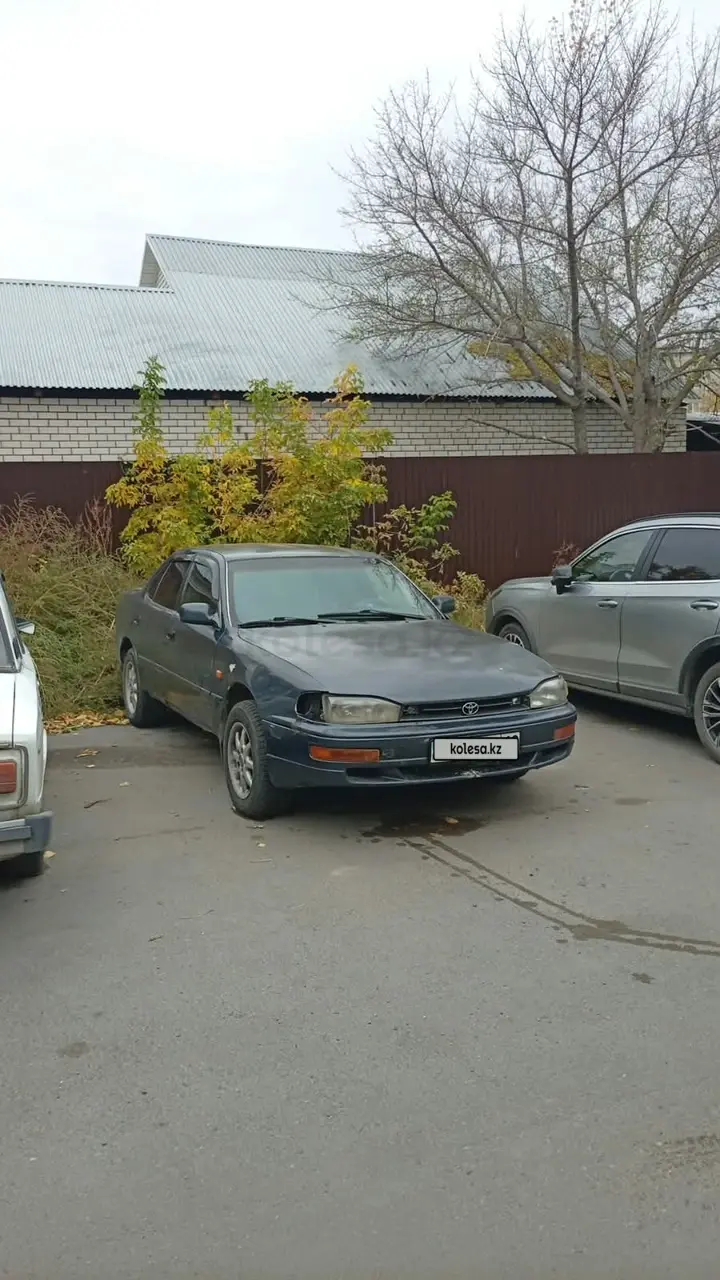 Toyota Camry, 1993