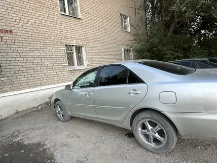 Toyota Camry 2003 года за 4 500 000 тг. в Семей – фото 3