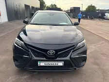 Toyota Camry, 2020
