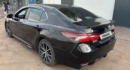 Toyota Camry 2020 года за 9 962 650 тг. в Алматы – фото 5