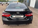 Toyota Camry 2020 года за 9 962 650 тг. в Алматы – фото 2