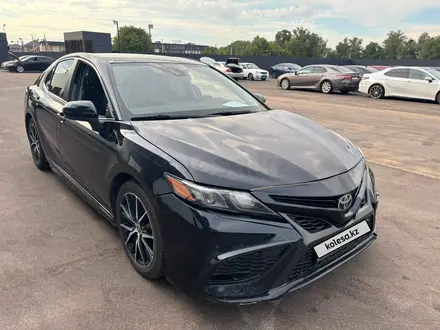 Toyota Camry 2020 года за 9 962 650 тг. в Алматы – фото 4