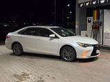 Toyota Camry 2015 года за 5 300 000 тг. в Уральск – фото 3