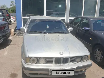 BMW 520 1990 года за 1 250 000 тг. в Алматы