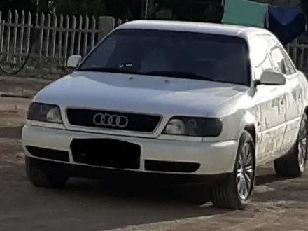 Audi A6 1995 годаүшін2 600 000 тг. в Жанаозен