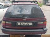 Volkswagen Passat 1992 года за 2 000 000 тг. в Семей – фото 2