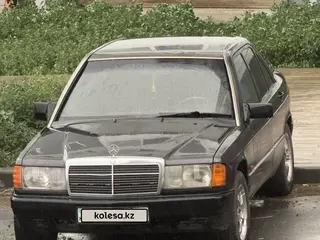Mercedes-Benz 190