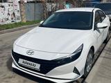 Hyundai Elantra 2023 года за 9 500 000 тг. в Алматы – фото 3