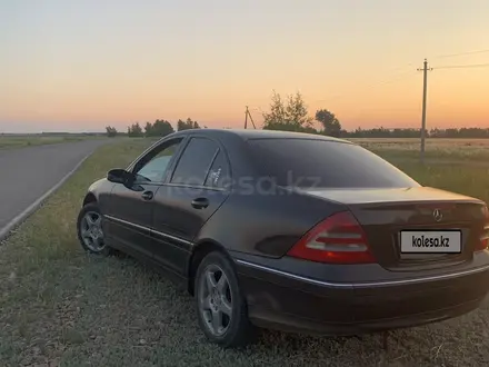 Mercedes-Benz C 180 2001 года за 2 800 000 тг. в Костанай – фото 16