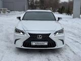 Lexus ES 250 2022 годаүшін21 500 000 тг. в Астана – фото 2