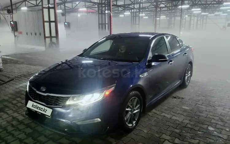 Kia Optima 2019 года за 9 500 000 тг. в Астана