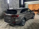 Kia Sorento 2018 годаfor13 800 000 тг. в Алматы – фото 3