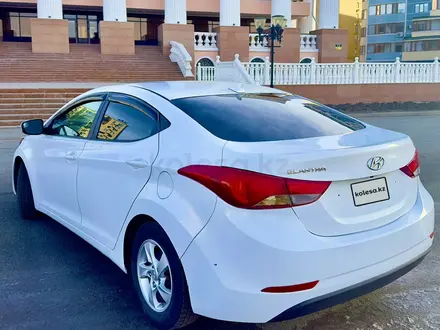 Hyundai Elantra 2014 года за 4 000 000 тг. в Атырау – фото 2