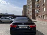 Toyota Camry 2017 года за 10 500 000 тг. в Атырау – фото 4