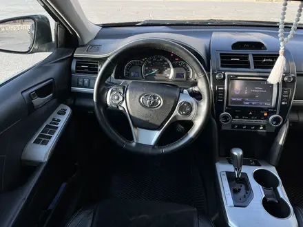 Toyota Camry 2014 года за 6 600 000 тг. в Актау – фото 13