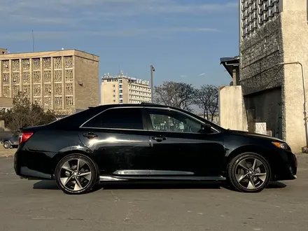 Toyota Camry 2014 года за 6 600 000 тг. в Актау – фото 26