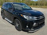 Toyota Highlander 2017 года за 22 500 000 тг. в Костанай