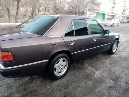 Mercedes-Benz E 230 1991 года за 1 700 000 тг. в Алматы – фото 13