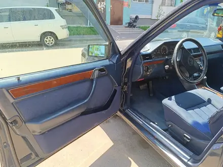 Mercedes-Benz E 280 1994 года за 1 750 000 тг. в Алматы – фото 10