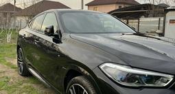 BMW X6 2020 года за 42 000 000 тг. в Алматы – фото 2