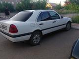 Mercedes-Benz C 180 1993 годаүшін1 200 000 тг. в Караганда – фото 2