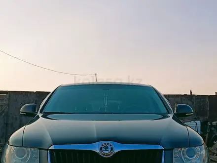 Skoda Superb 2011 года за 3 600 000 тг. в Кокшетау – фото 6