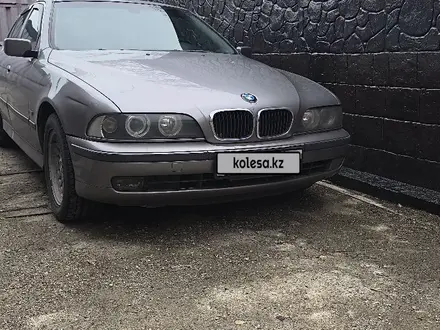 BMW 523 1996 года за 3 000 000 тг. в Караганда