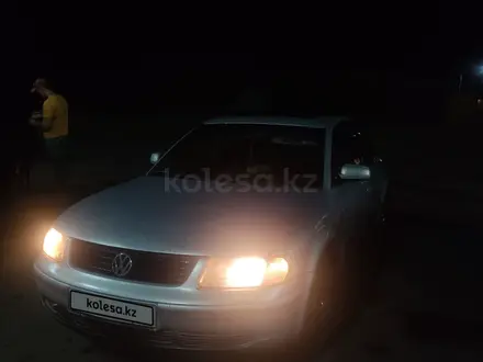 Volkswagen Passat 2000 года за 850 000 тг. в Петропавловск – фото 2