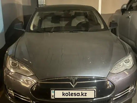 Tesla Model S 2014 года за 14 700 000 тг. в Алматы – фото 3