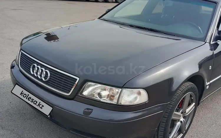 Audi A8 1996 годаүшін4 000 000 тг. в Есик